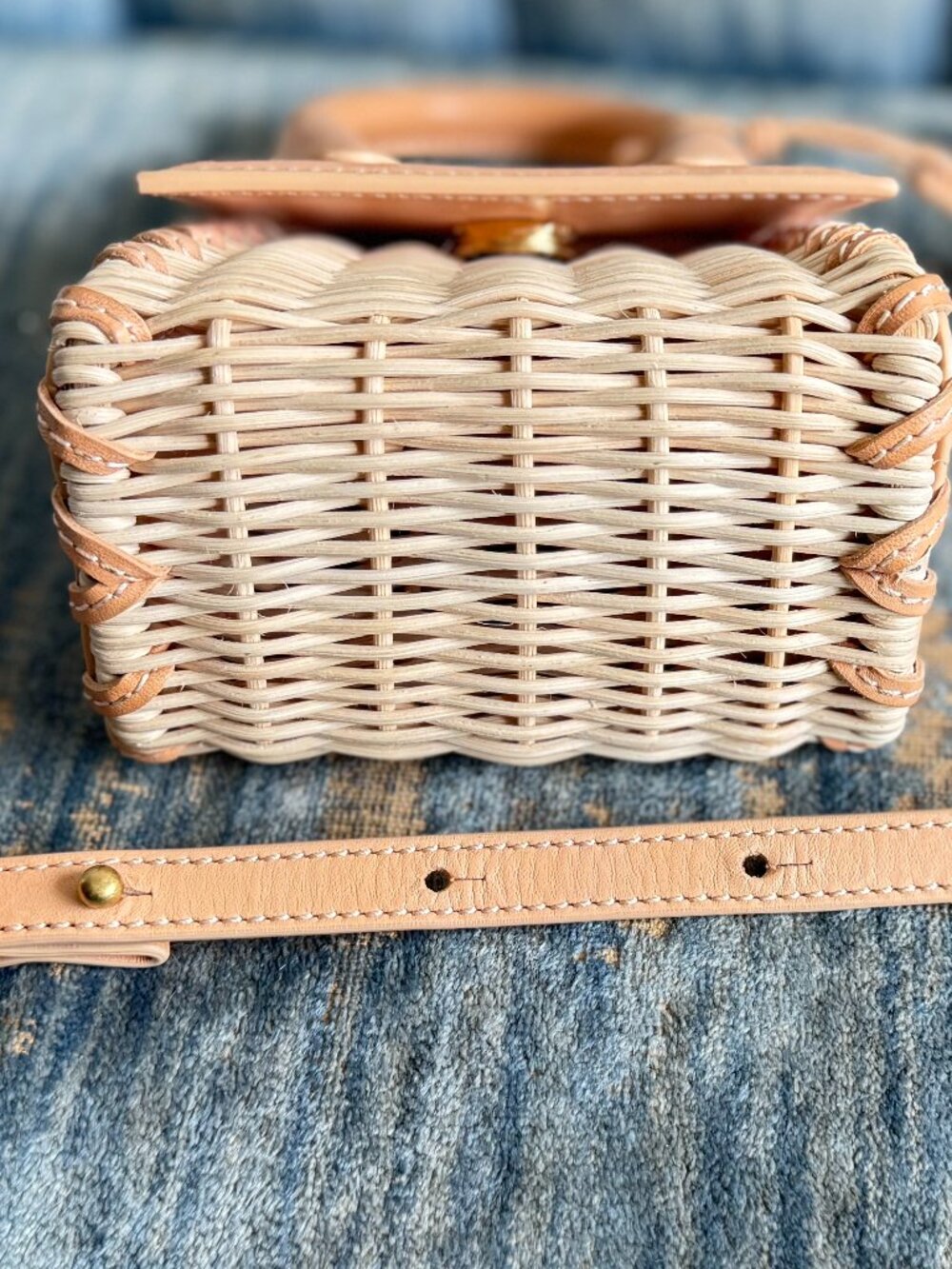 Jacquemus Le Petit Chiquito Wicker Crossbody Top Handle Micro Bag Nude Peach - Picture 11 of 13